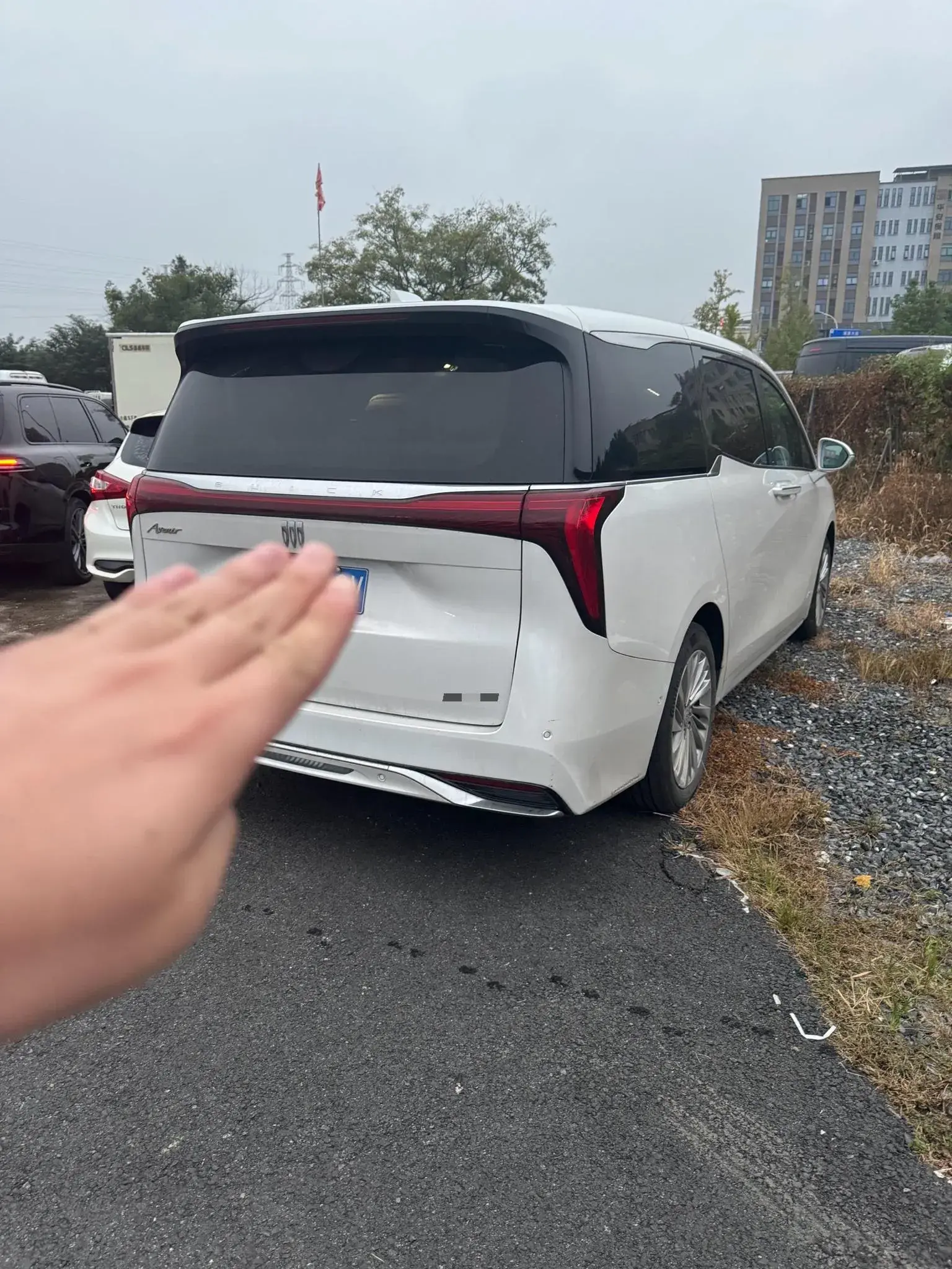 2023 BUICK CENTURY thumbnail 3