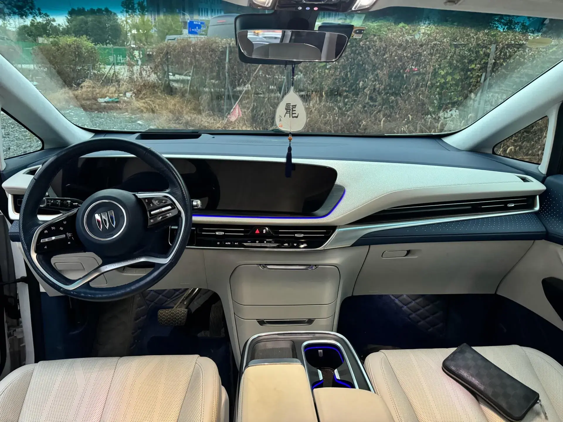 2023 BUICK CENTURY thumbnail 4