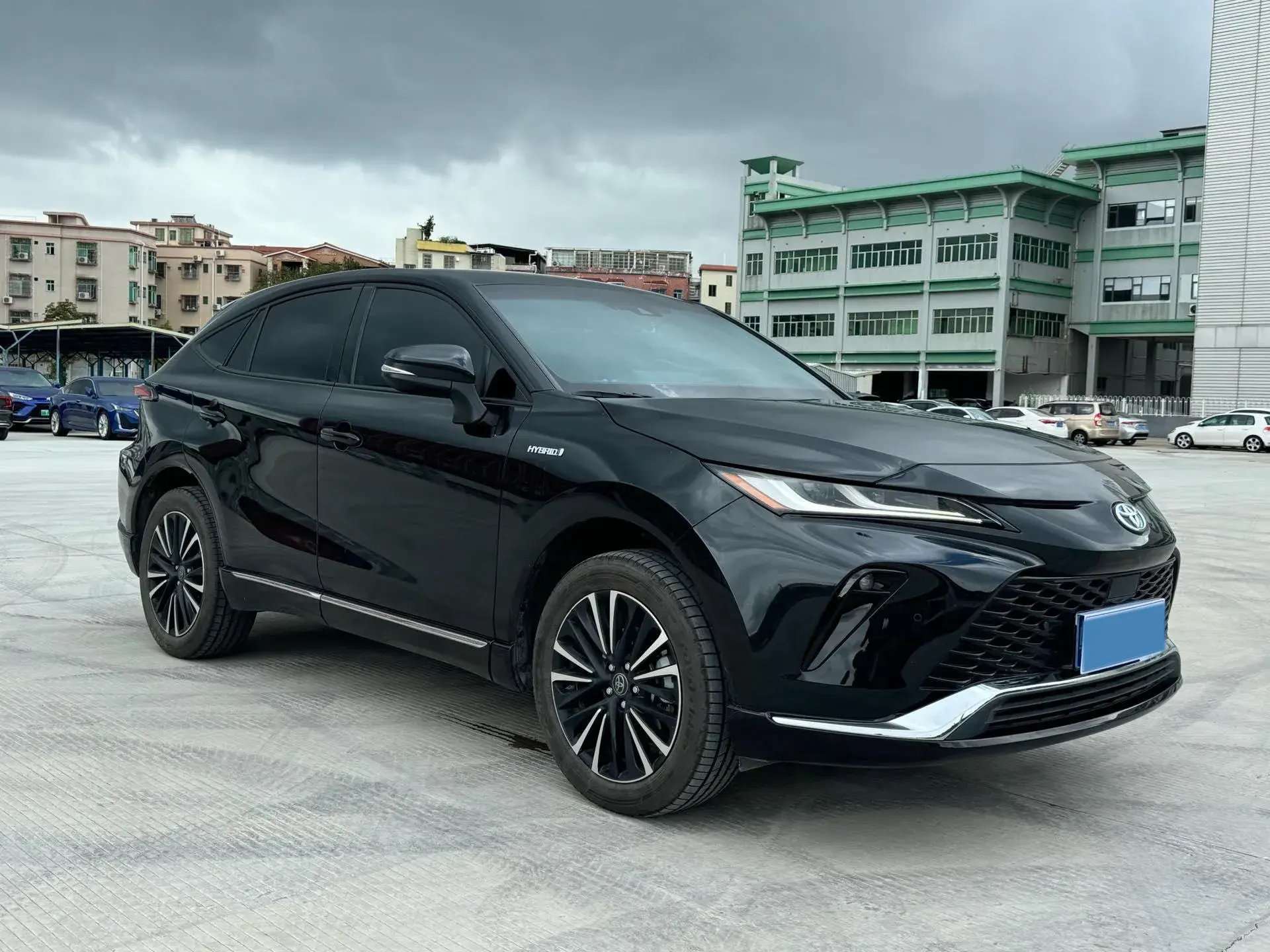 2022 TOYOTA VENZA thumbnail 3