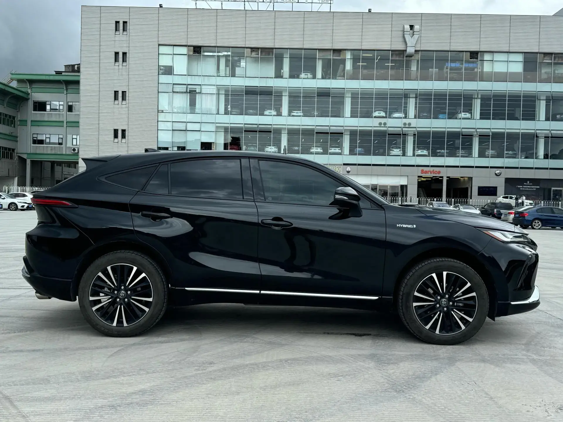 2022 TOYOTA VENZA thumbnail 4