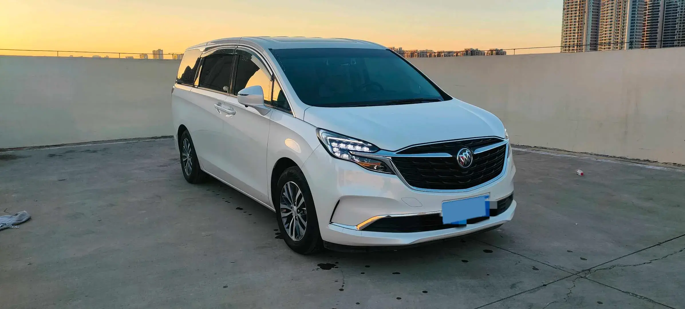 2020 BUICK GL8 thumbnail 3