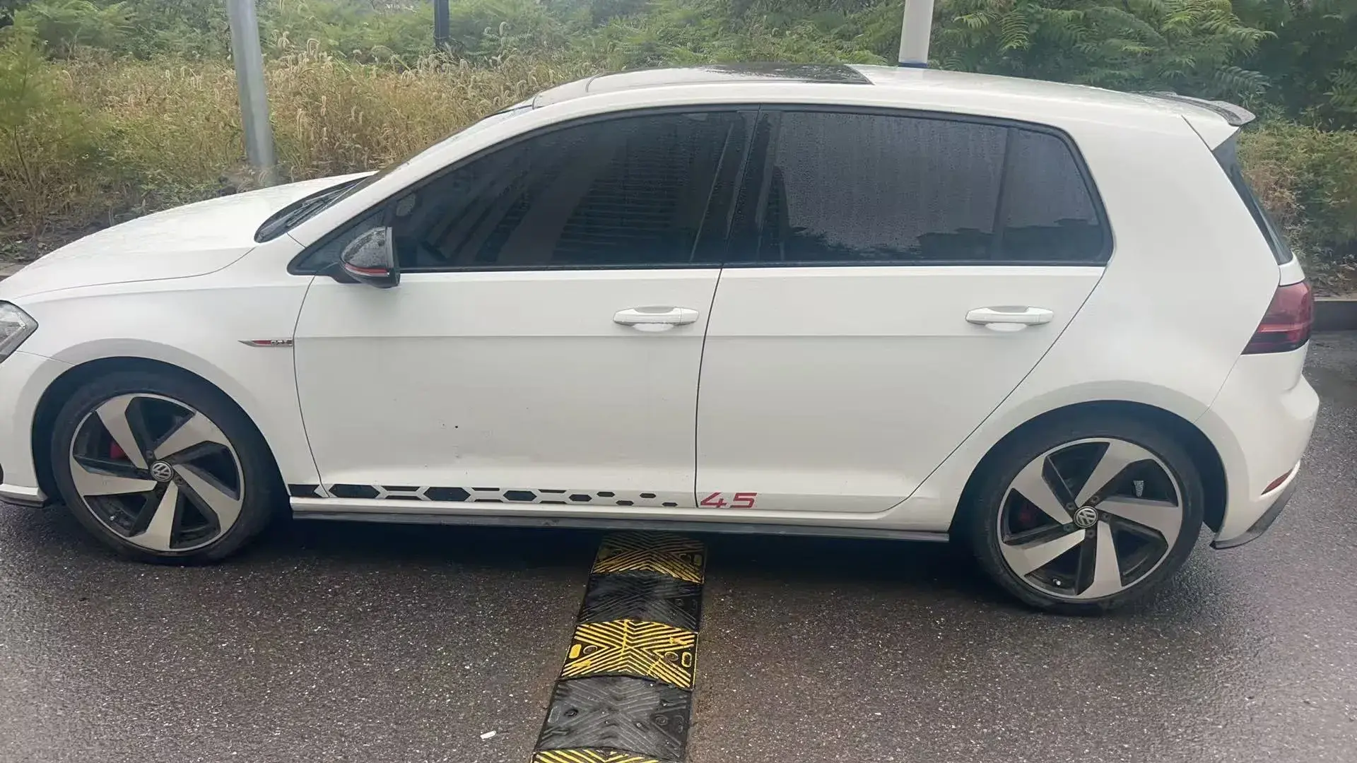 2018 VOLKSWAGEN GOLFGTI thumbnail 2