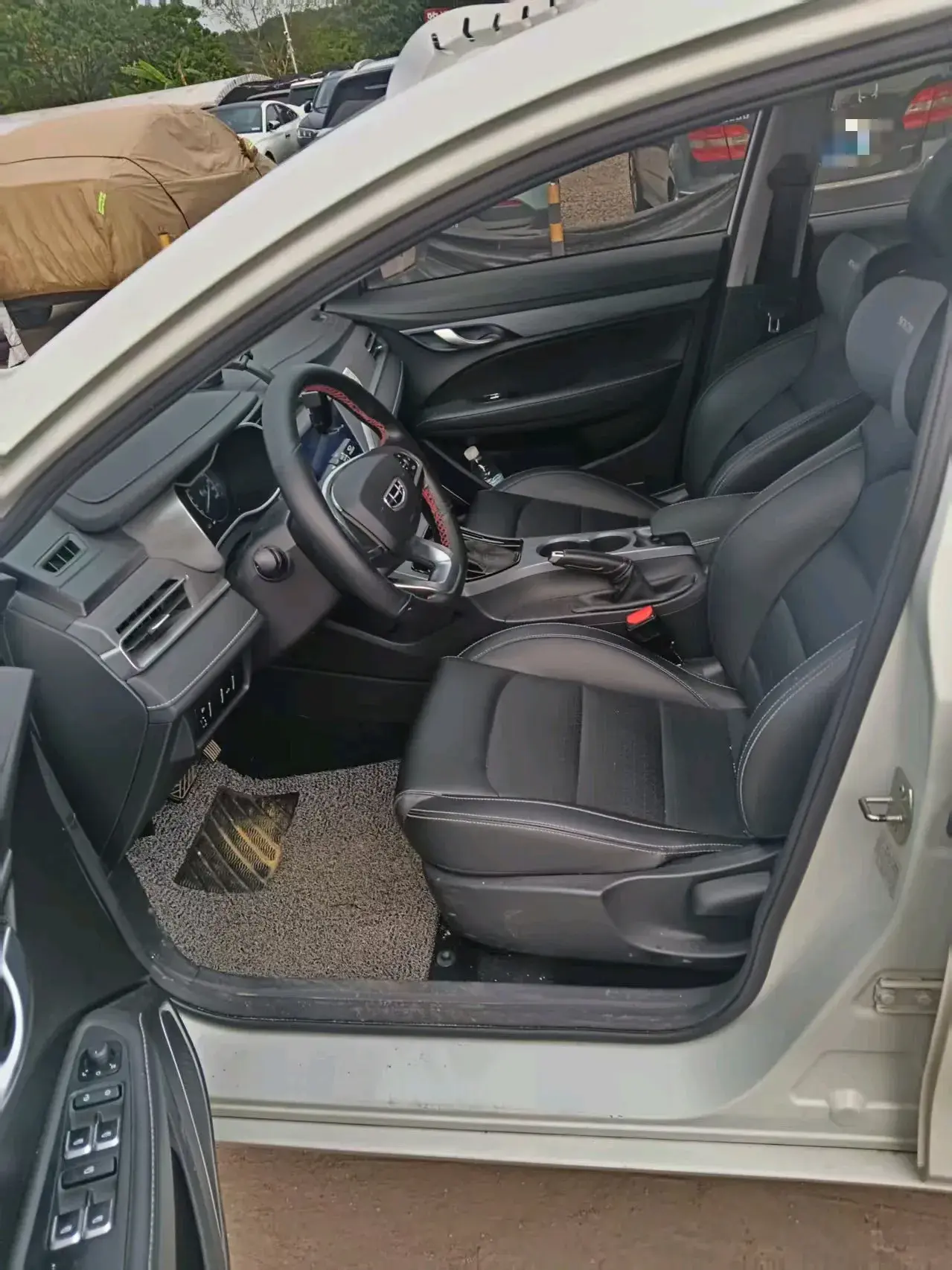 2021 GEELY EMGRAND thumbnail 4