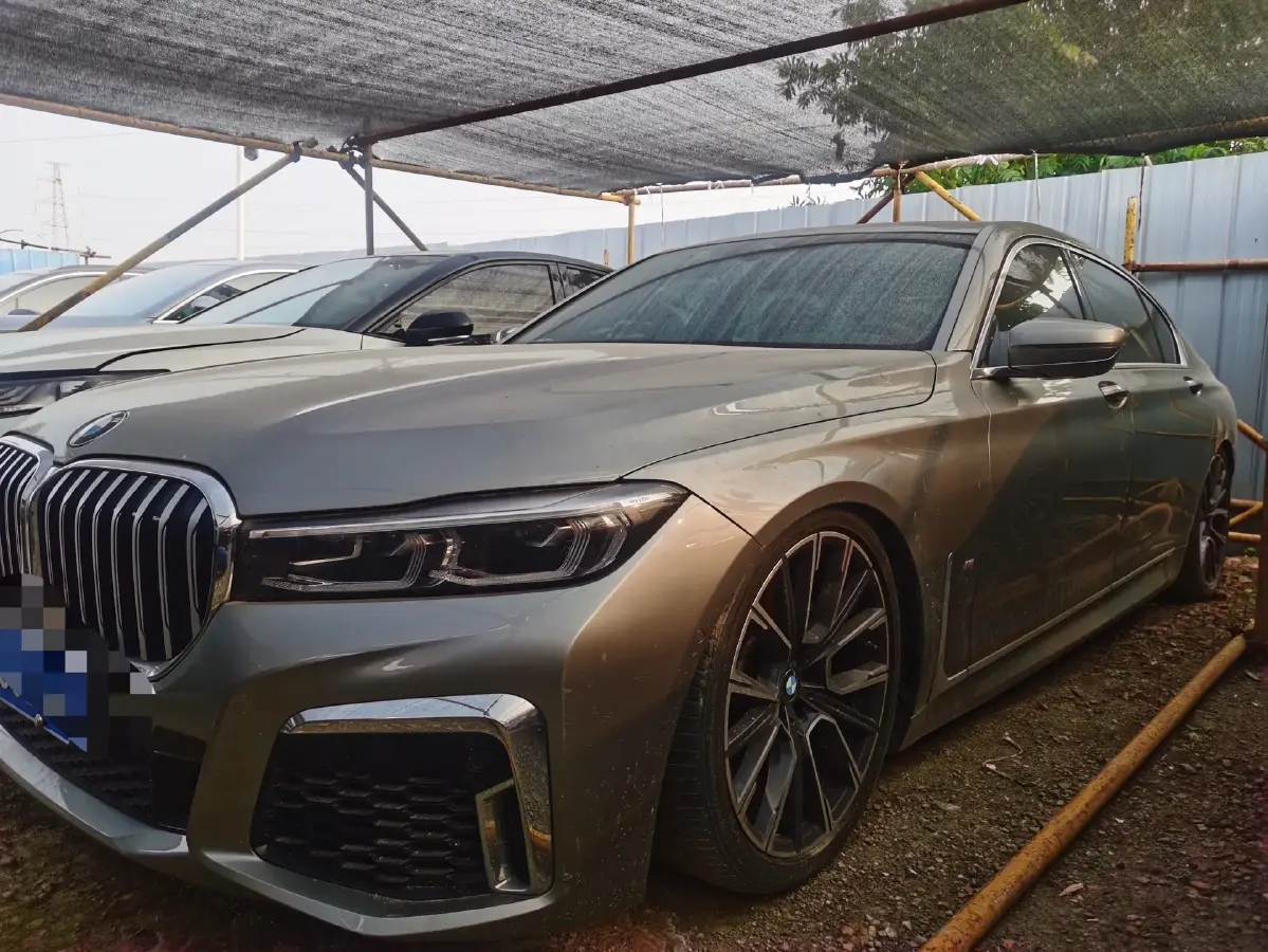 2021 BMW 7 Series 2.0T 265HP L4 8AT