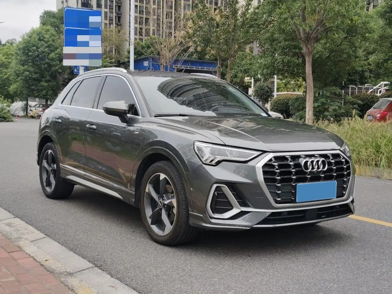 2021 AUDI Q3 thumbnail 2