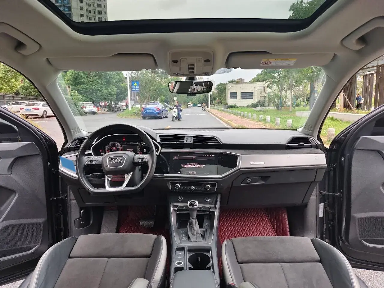 2021 AUDI Q3 thumbnail 3