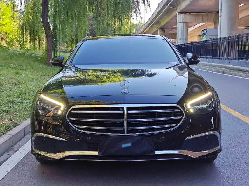 2022 MERCEDES-BENZ E thumbnail 2