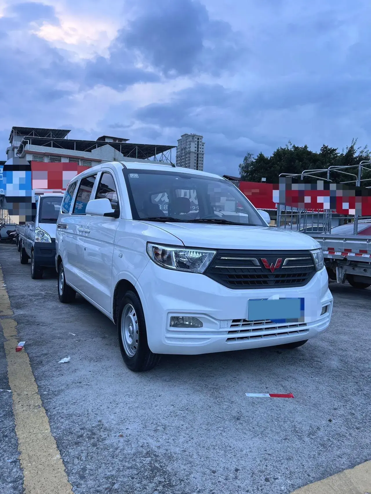 2019 WULING HONGGUANG thumbnail 2