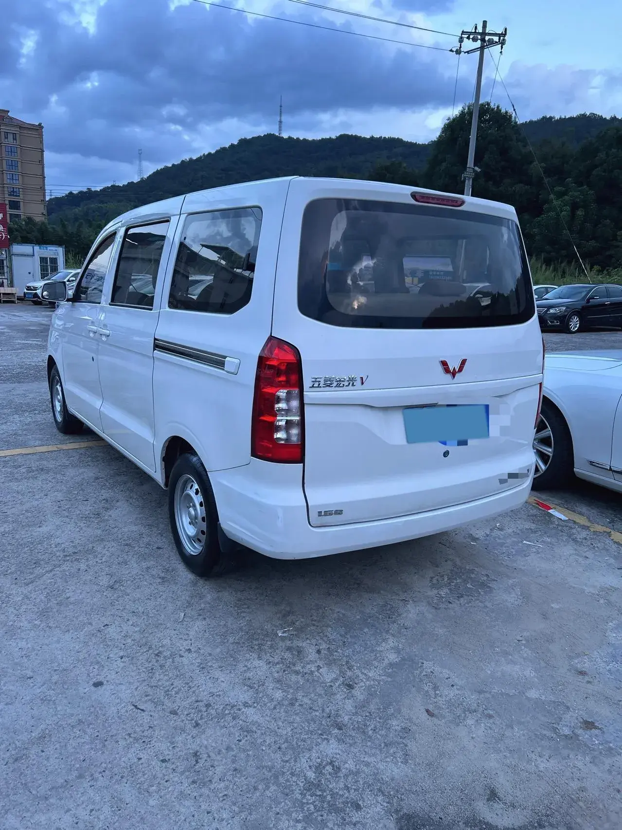 2019 WULING HONGGUANG thumbnail 4