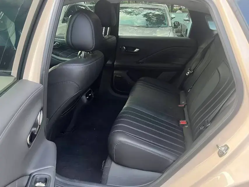 2023 AION V thumbnail 4