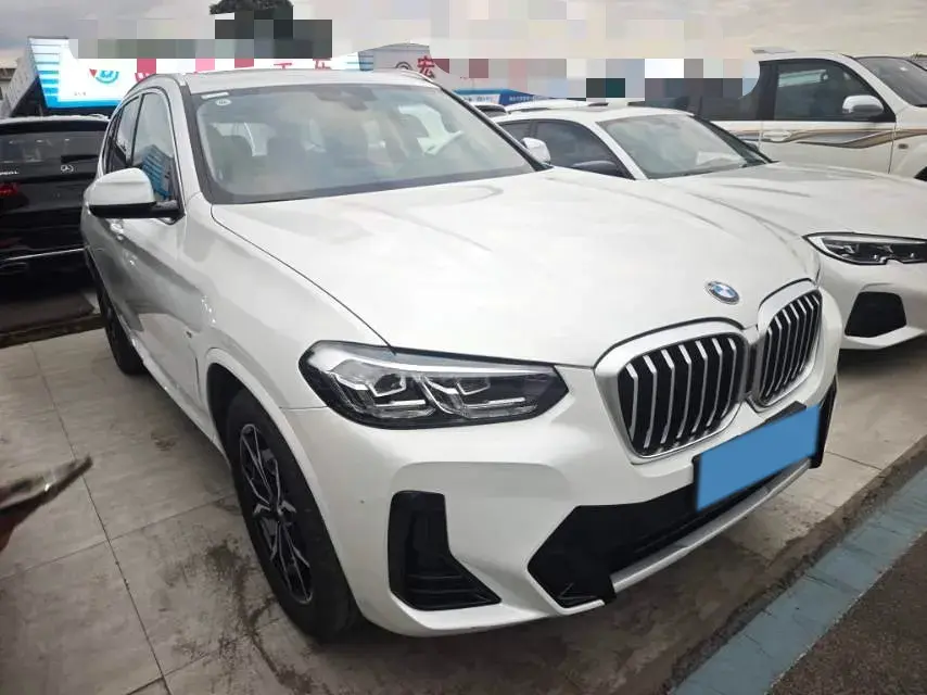 2022 BMW X3 thumbnail 3