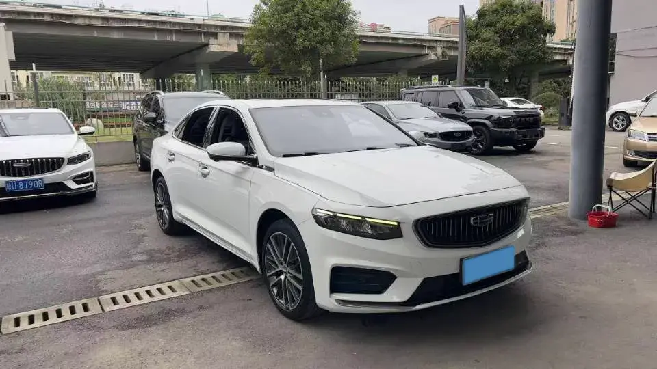 2021 GEELY PREFACE thumbnail 3