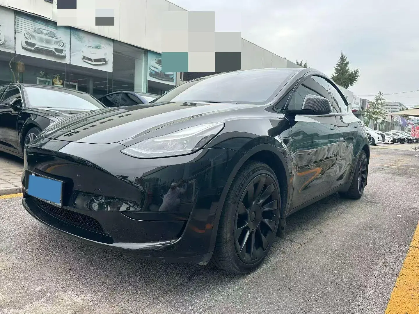 2022 TESLA MODEL view 1