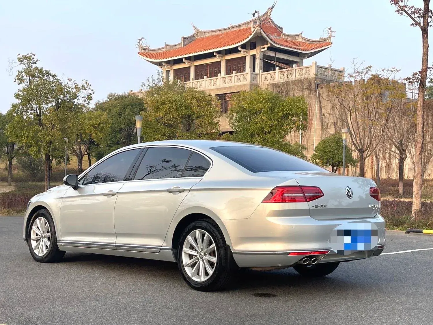 2018 VOLKSWAGEN MAGOTAN thumbnail 4