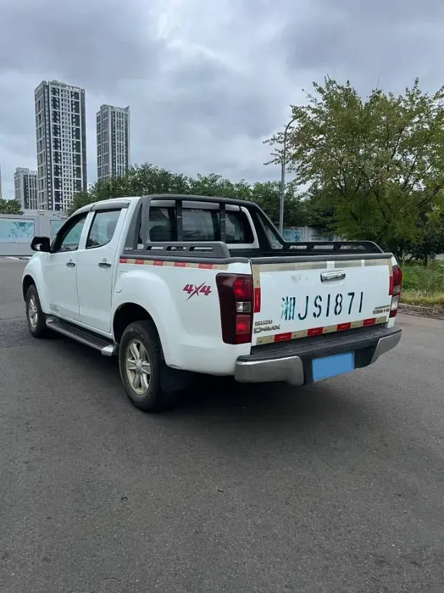 2015 Isuzu D-MAX 2.5T 136HP L4 5AT,autocango,china used car exporter,china ev exporter,chinese used car exporter,chinese used ev exporter