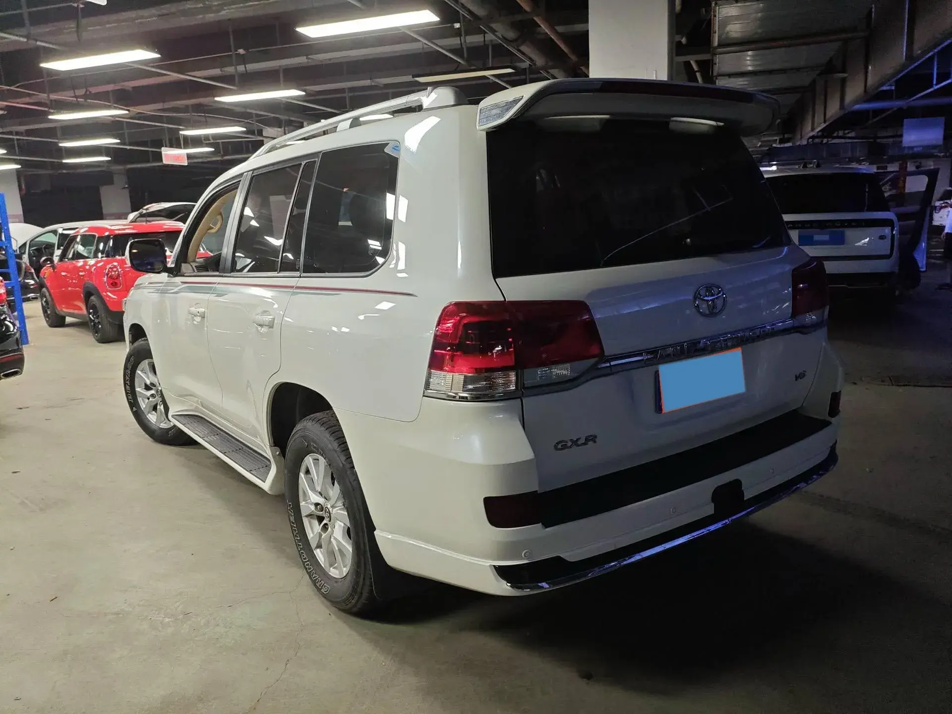 2015 TOYOTA LAND thumbnail 4