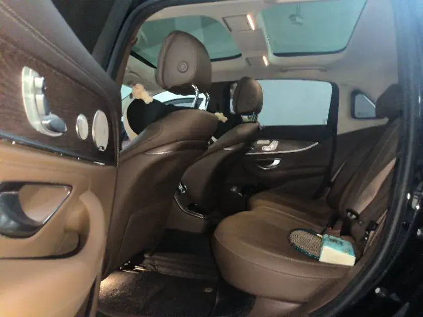 2023 MERCEDES-BENZ E thumbnail 4