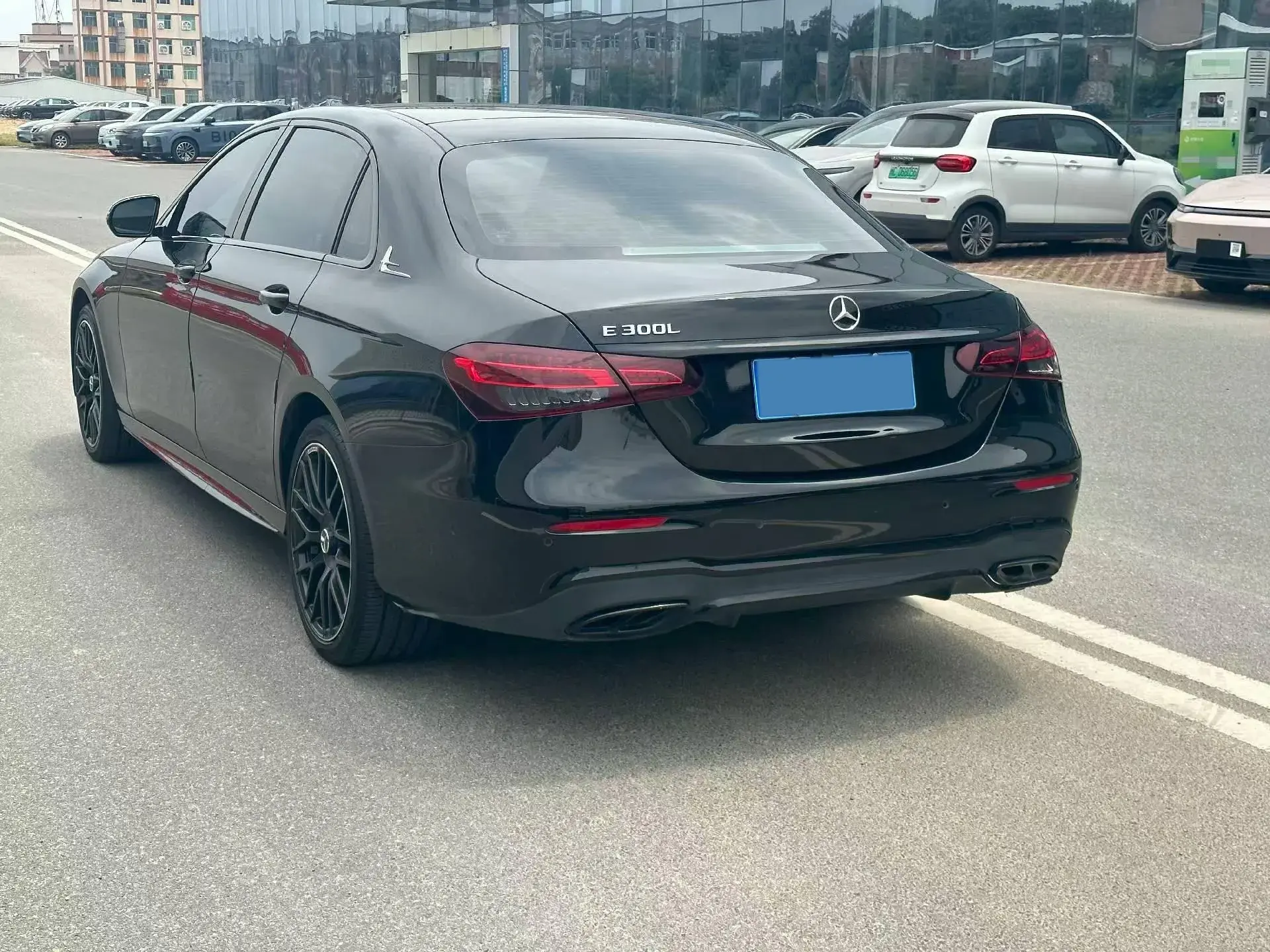 2021 MERCEDES-BENZ E thumbnail 3