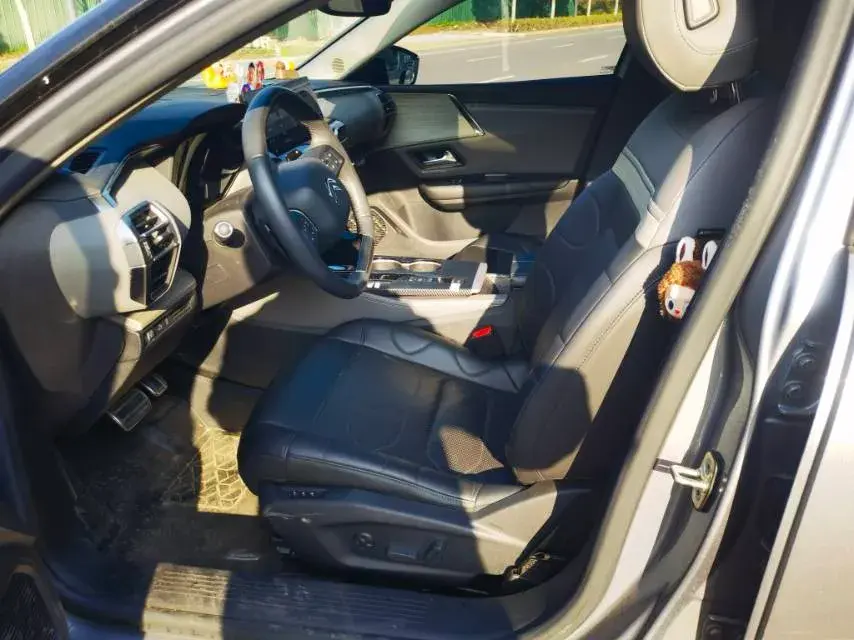 2021 CITROEN C5 thumbnail 3