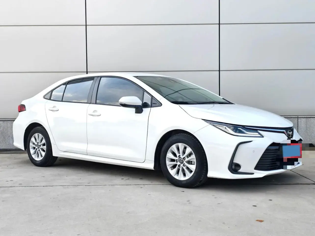 2021 TOYOTA COROLLA thumbnail 3