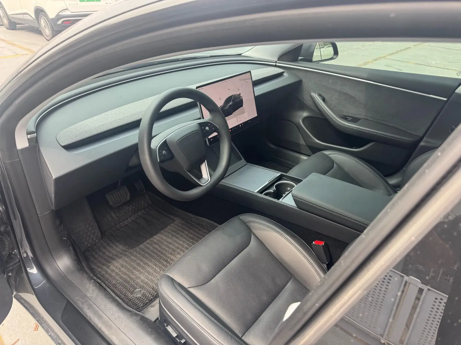 2023 TESLA MODEL thumbnail 4