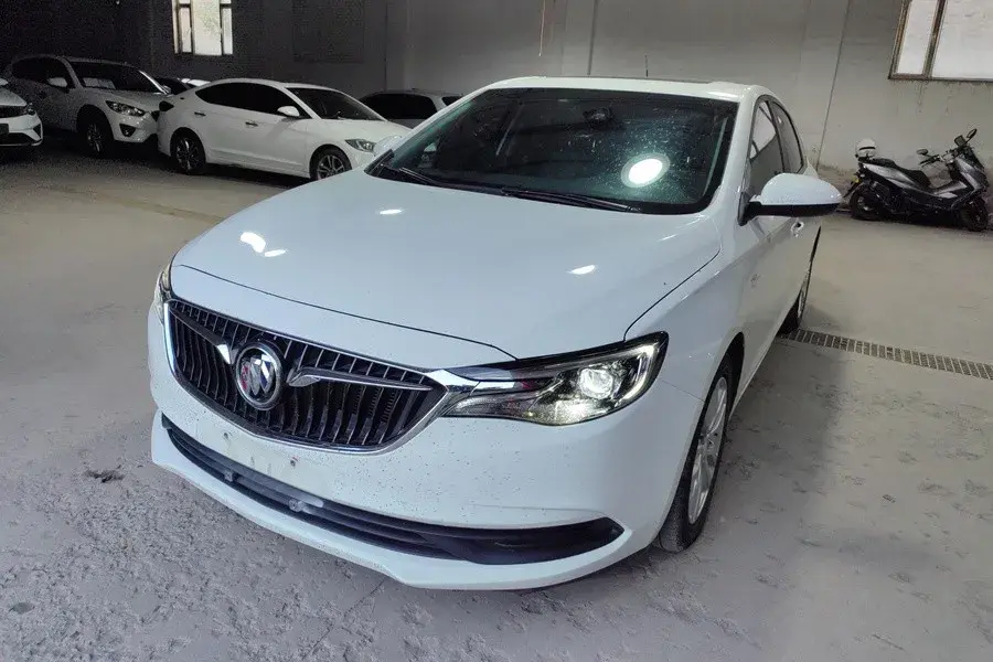 2021 BUICK EXCELLE view 1