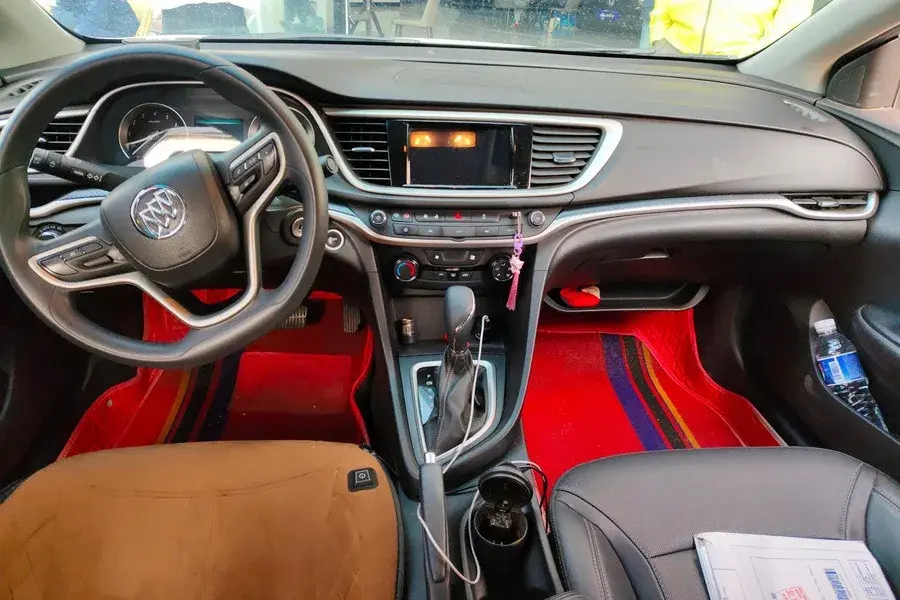 2021 BUICK EXCELLE thumbnail 3