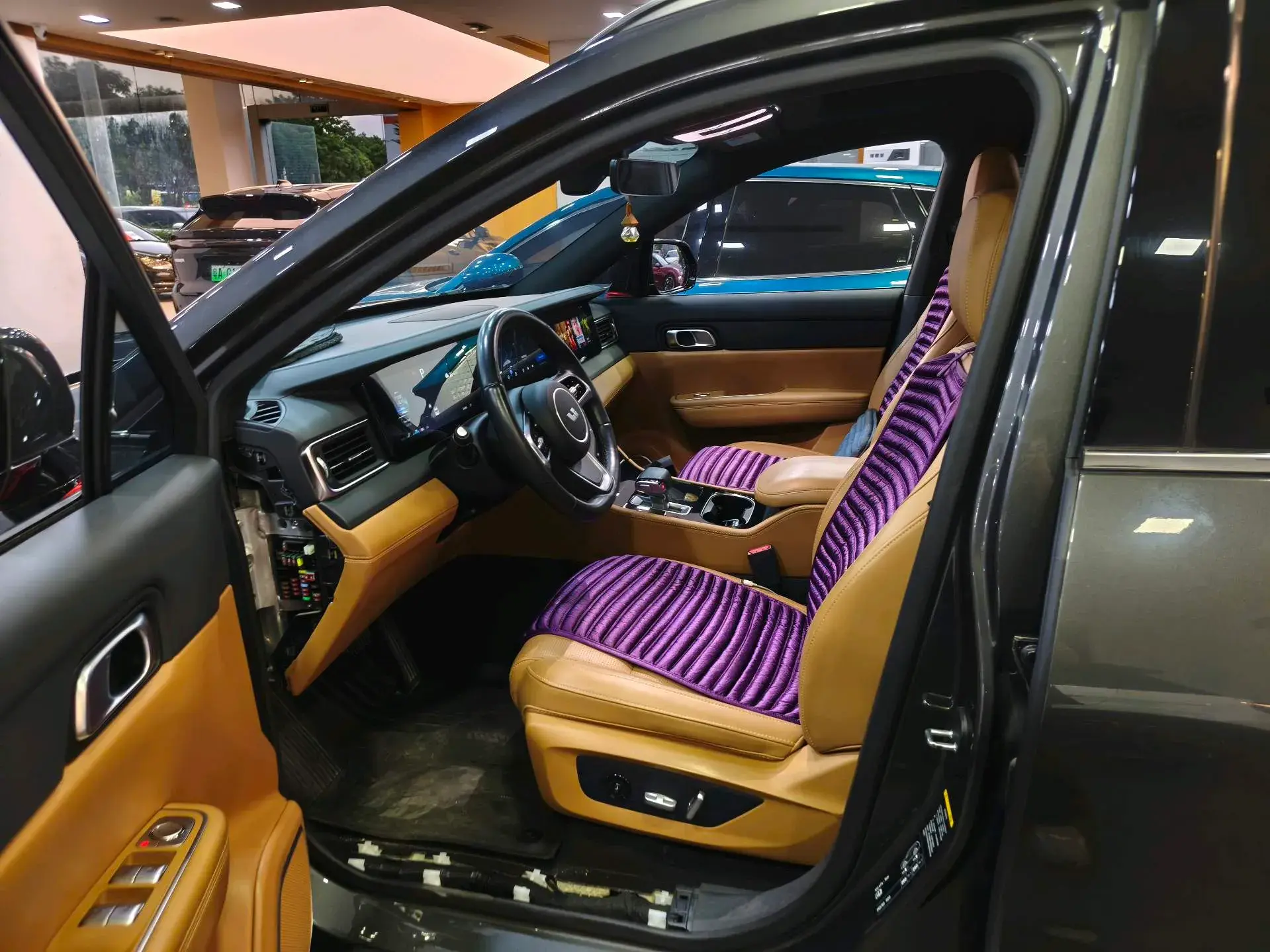 2021 LI ONE thumbnail 2