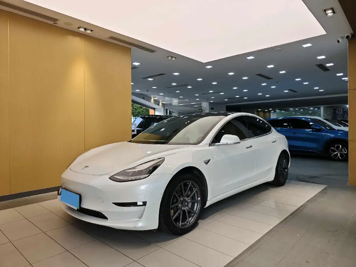 2019 Tesla Model 3 BEV 60KWH