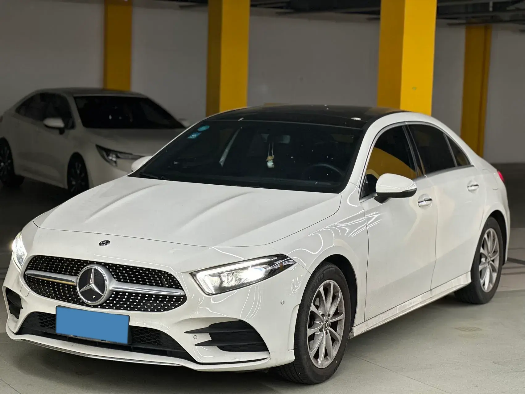 2020 MERCEDES-BENZ A view 1