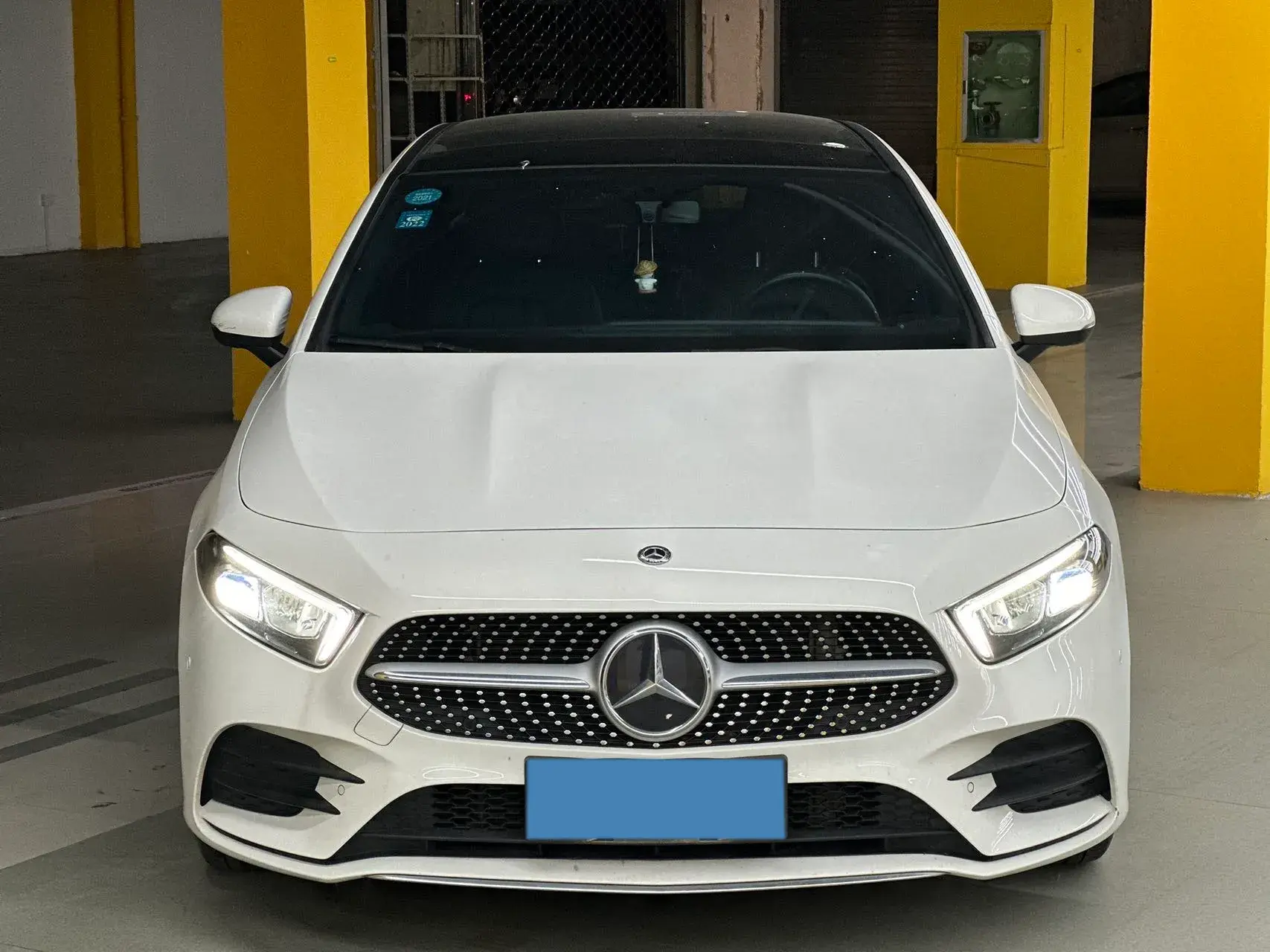2020 MERCEDES-BENZ A thumbnail 2