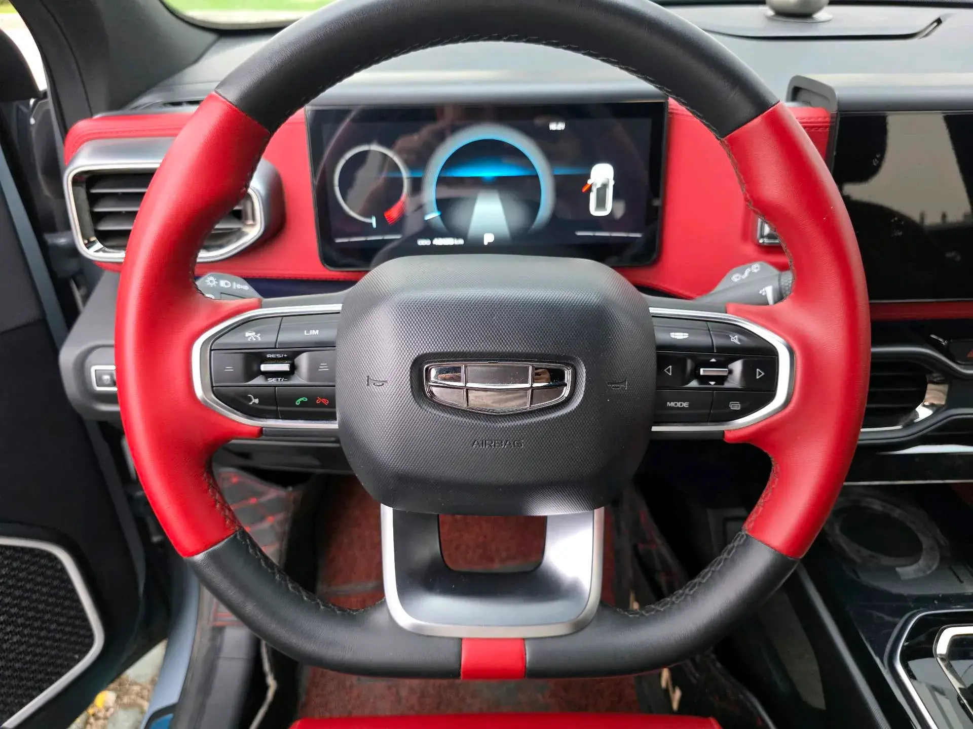 2020 GEELY ICON thumbnail 4