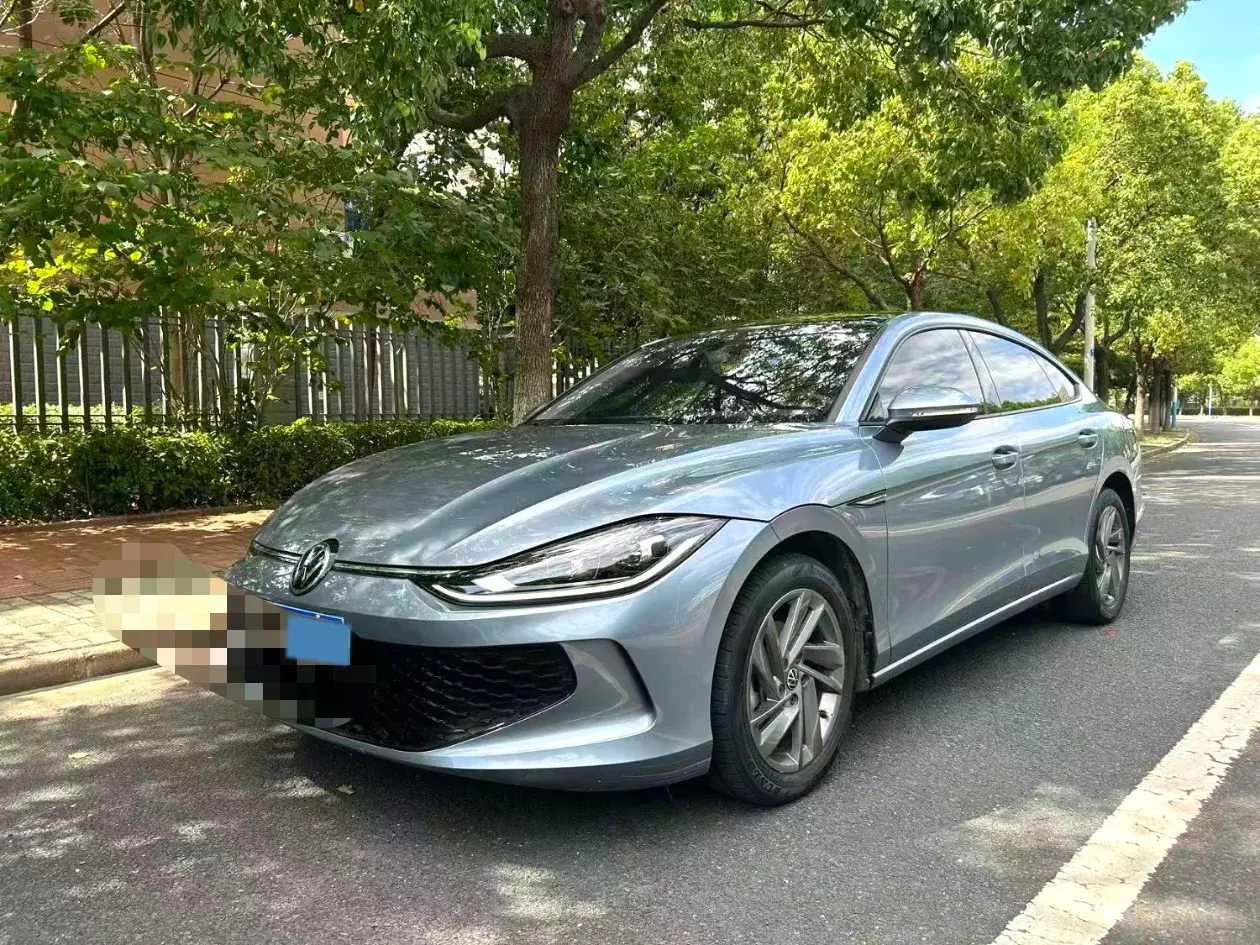 2022 VOLKSWAGEN LAMANDO view 1