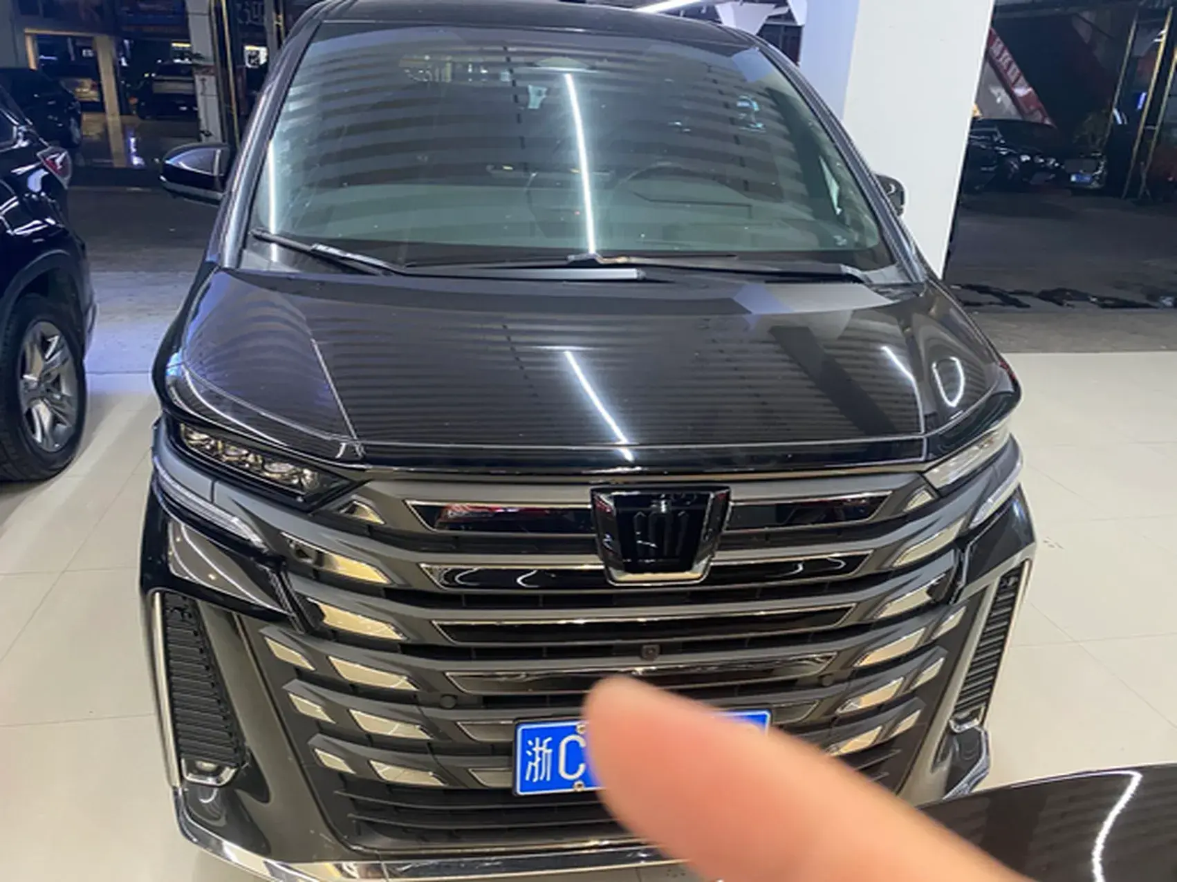 2024 TOYOTA VELLFIRE thumbnail 2