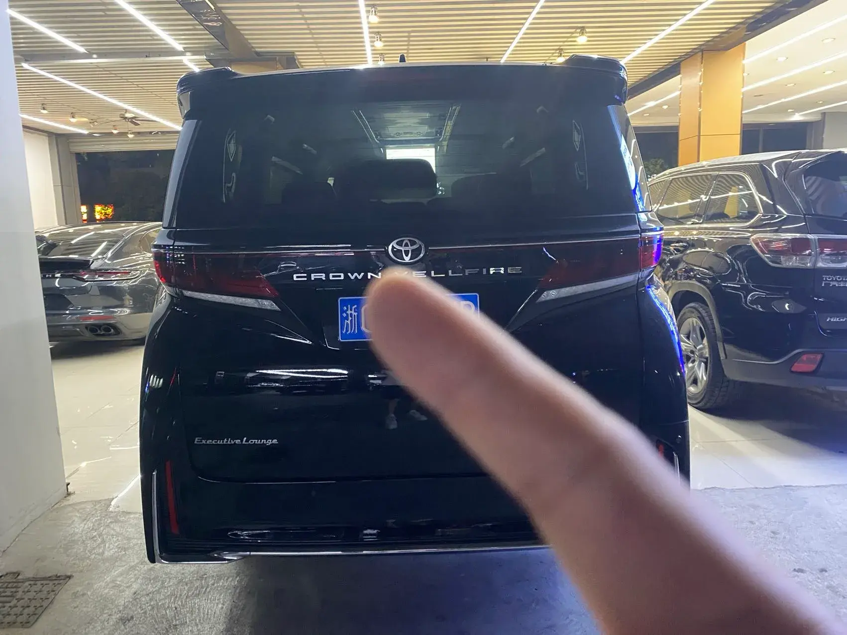 2024 TOYOTA VELLFIRE thumbnail 3