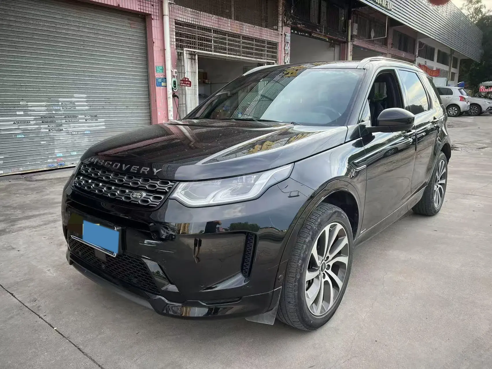 2020 LAND ROVER view 1