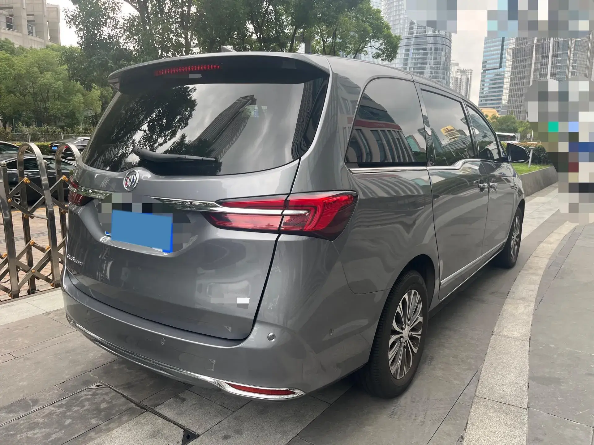 2021 BUICK GL8 thumbnail 4