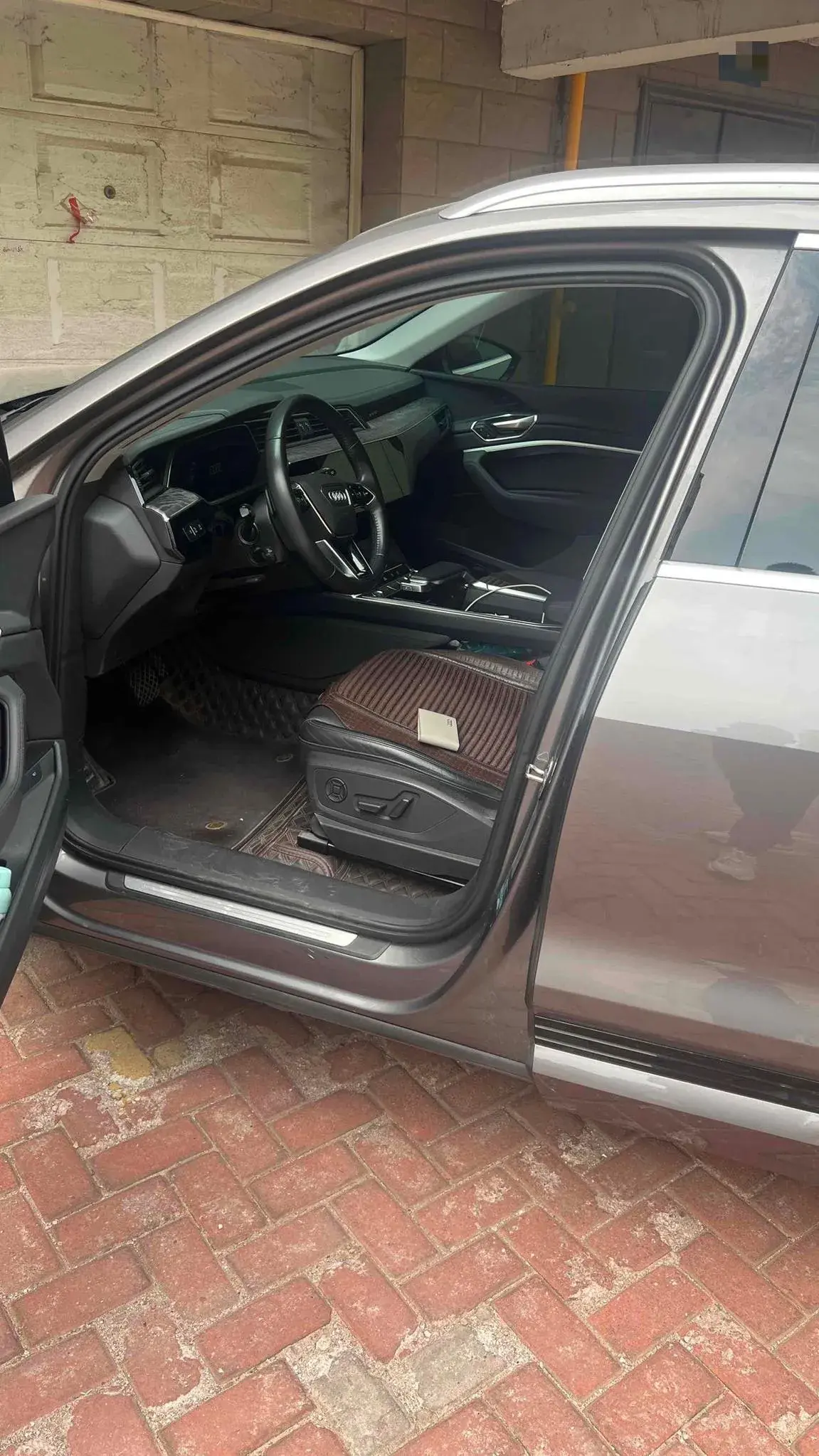 2019 AUDI E-TRON thumbnail 4