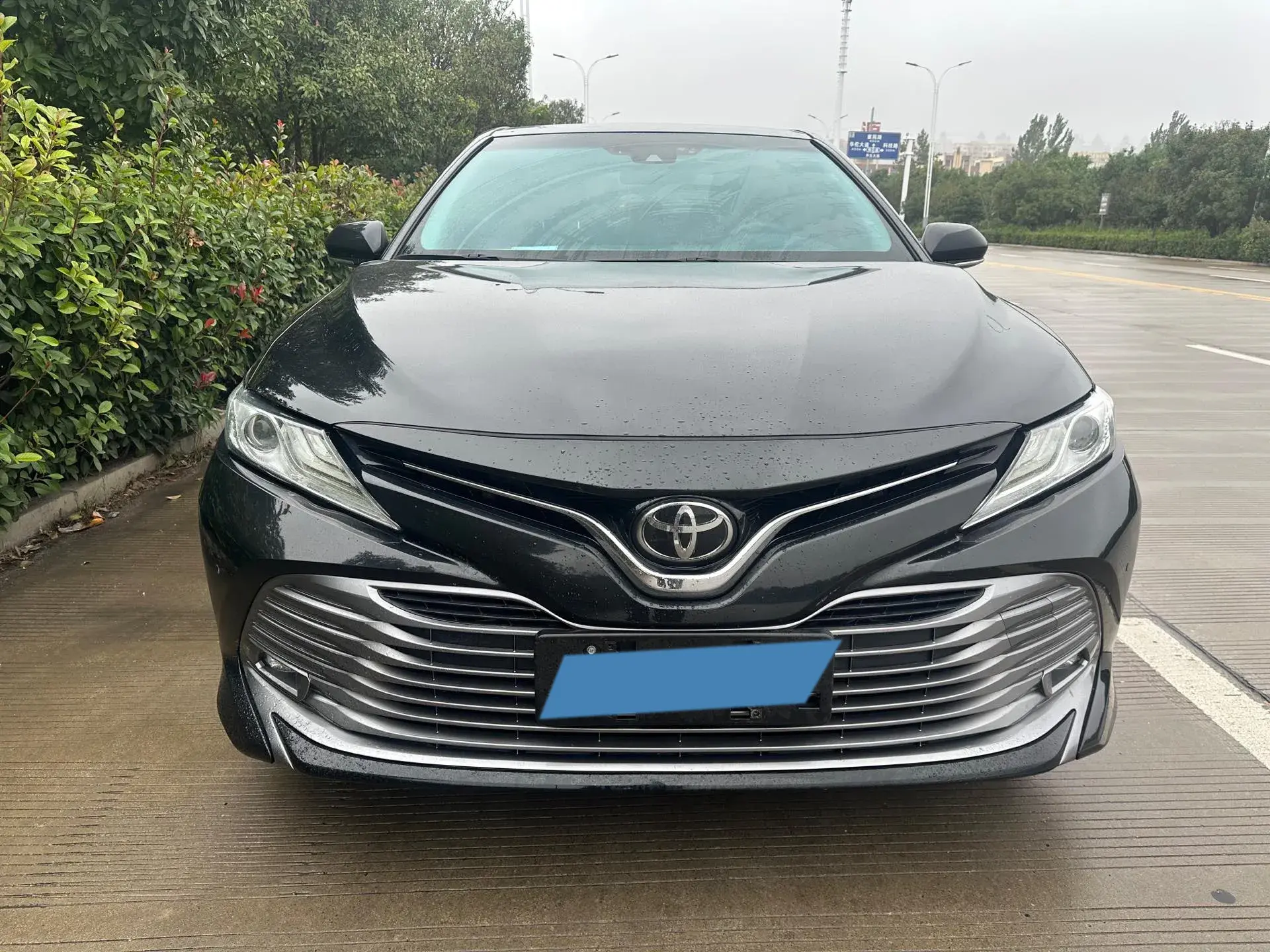 2019 TOYOTA CAMRY thumbnail 2
