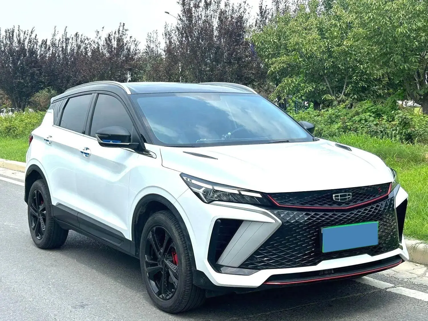 2022 GEELY COOLRAY thumbnail 3