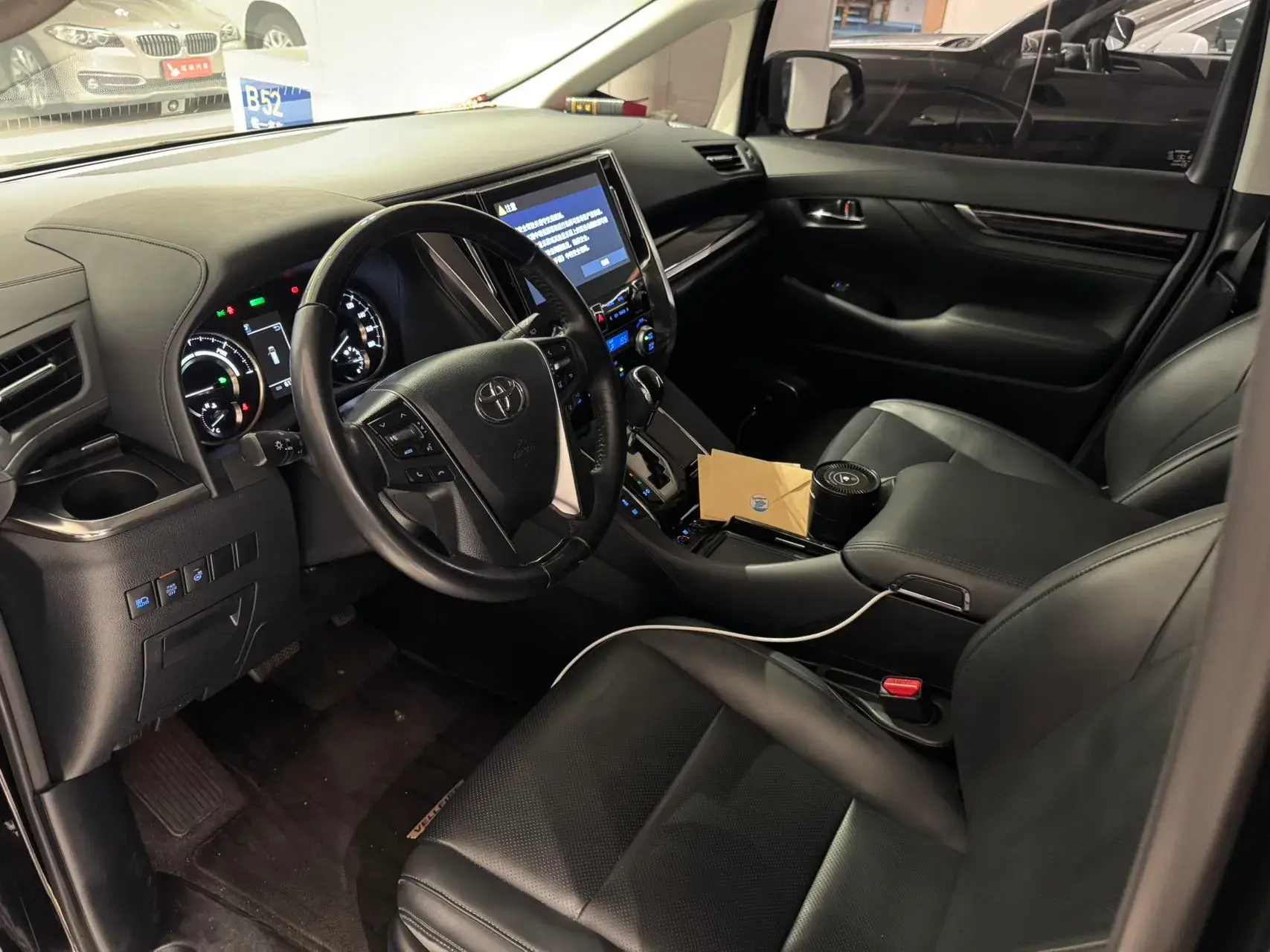 2023 TOYOTA VELLFIRE thumbnail 4