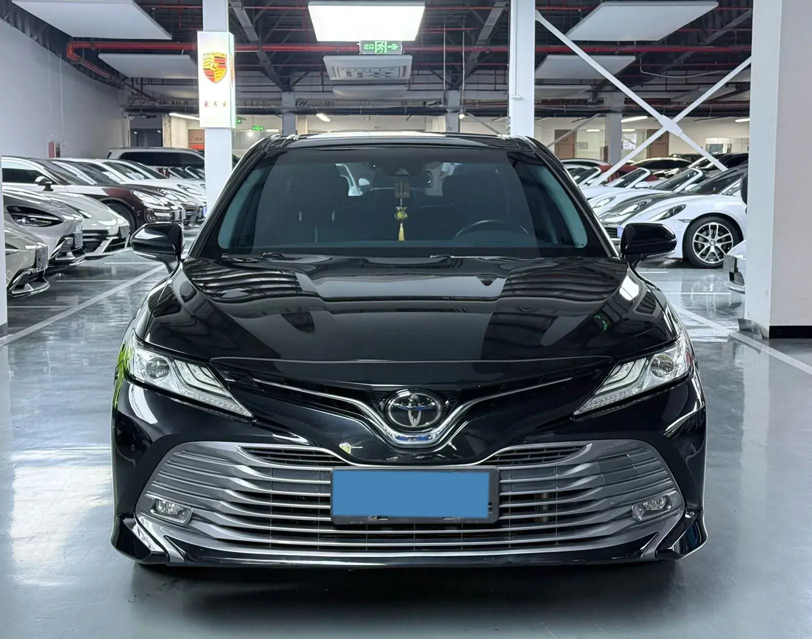 2019 TOYOTA CAMRY thumbnail 2