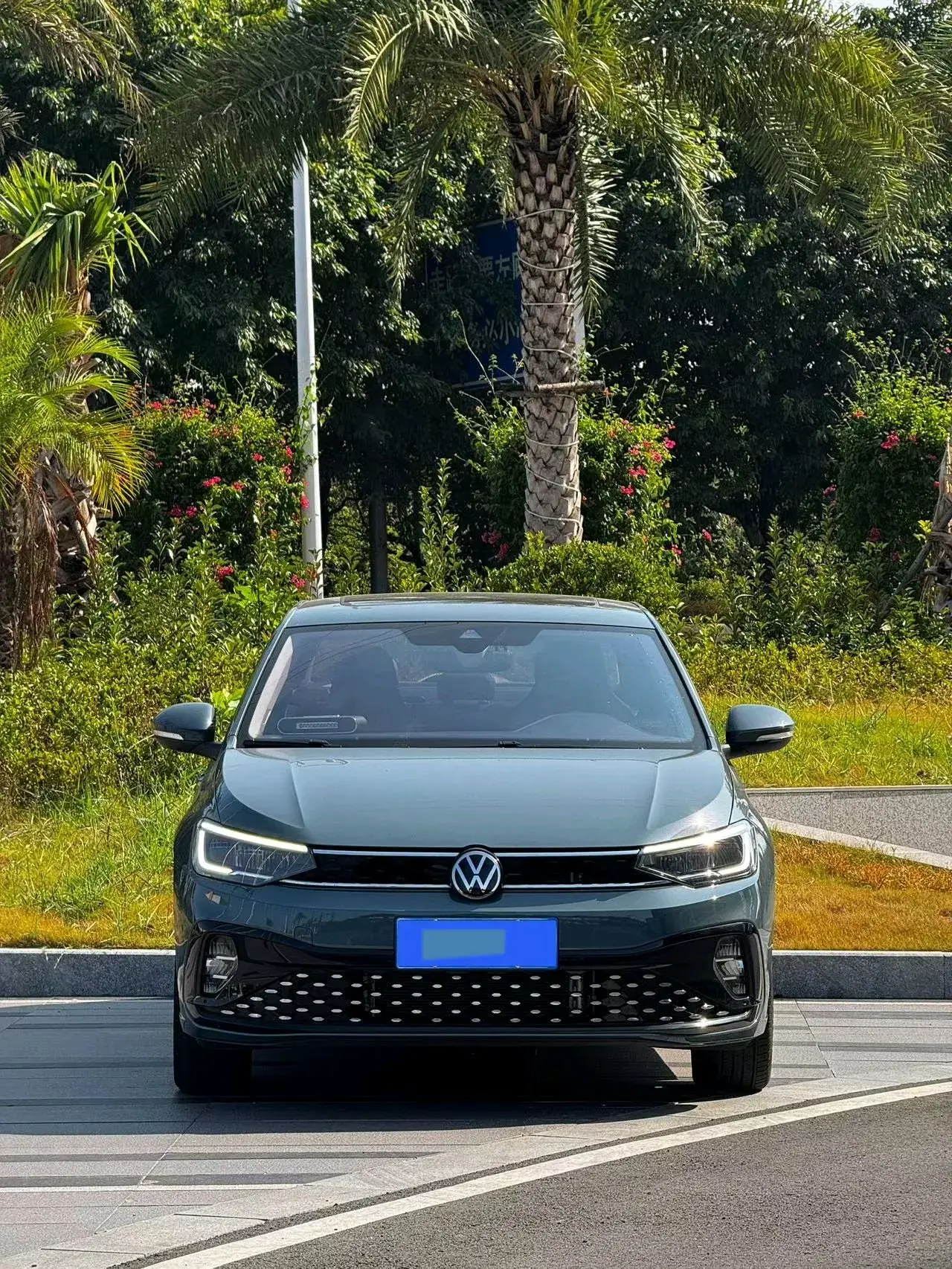 2023 VOLKSWAGEN LAVIDA thumbnail 3