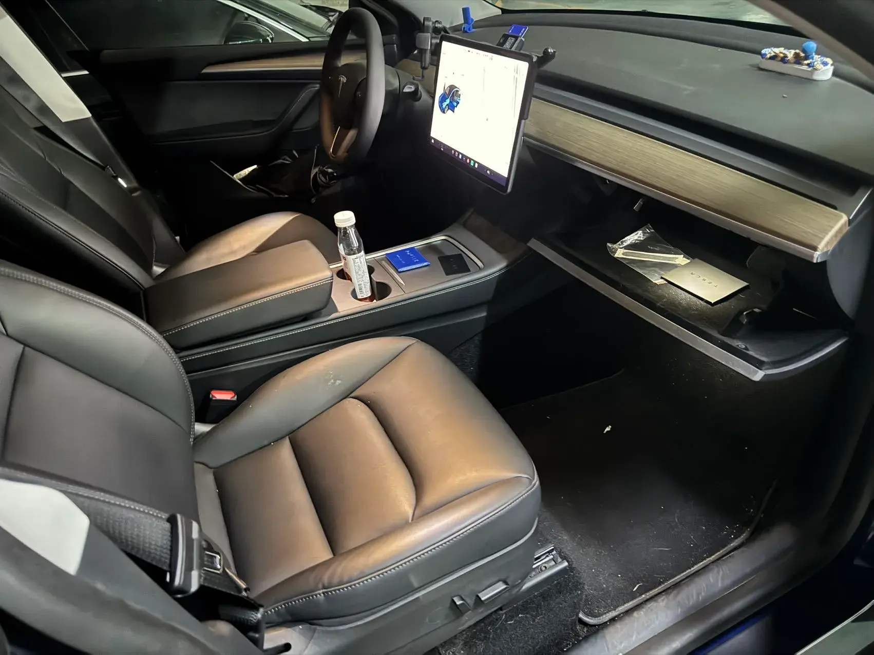 2021 TESLA MODEL thumbnail 2