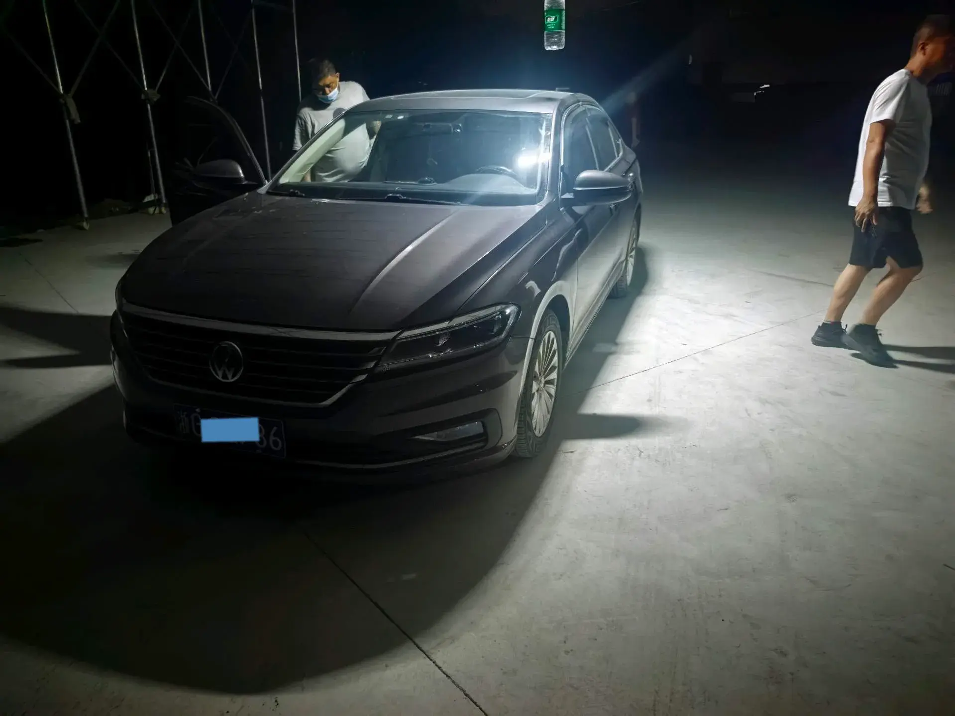 2018 VOLKSWAGEN LAVIDA view 1