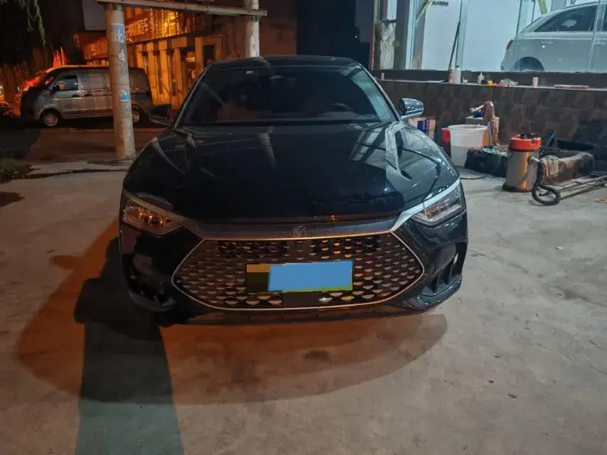 2022 BYD HAN thumbnail 2