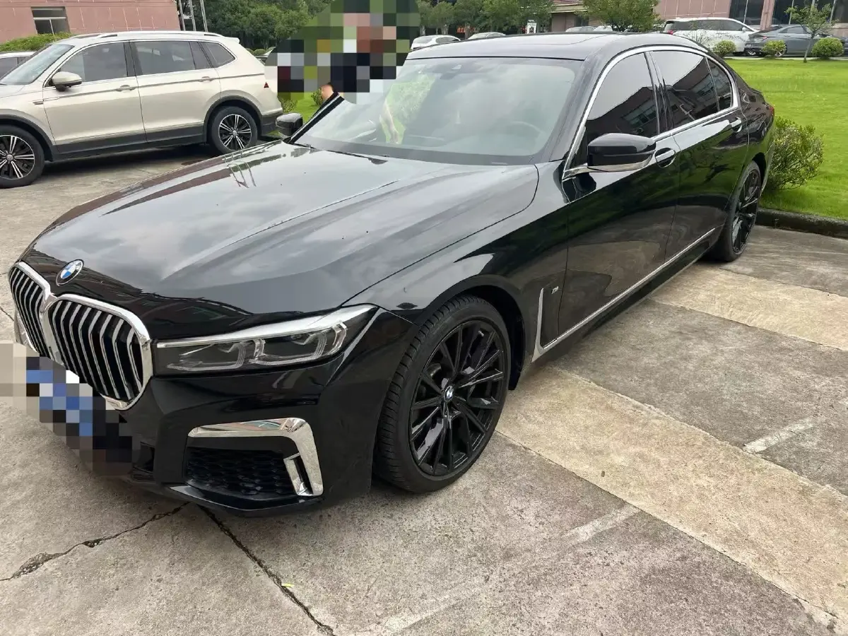 2019 BMW 7 Series 3.0T 340HP L6 8AT