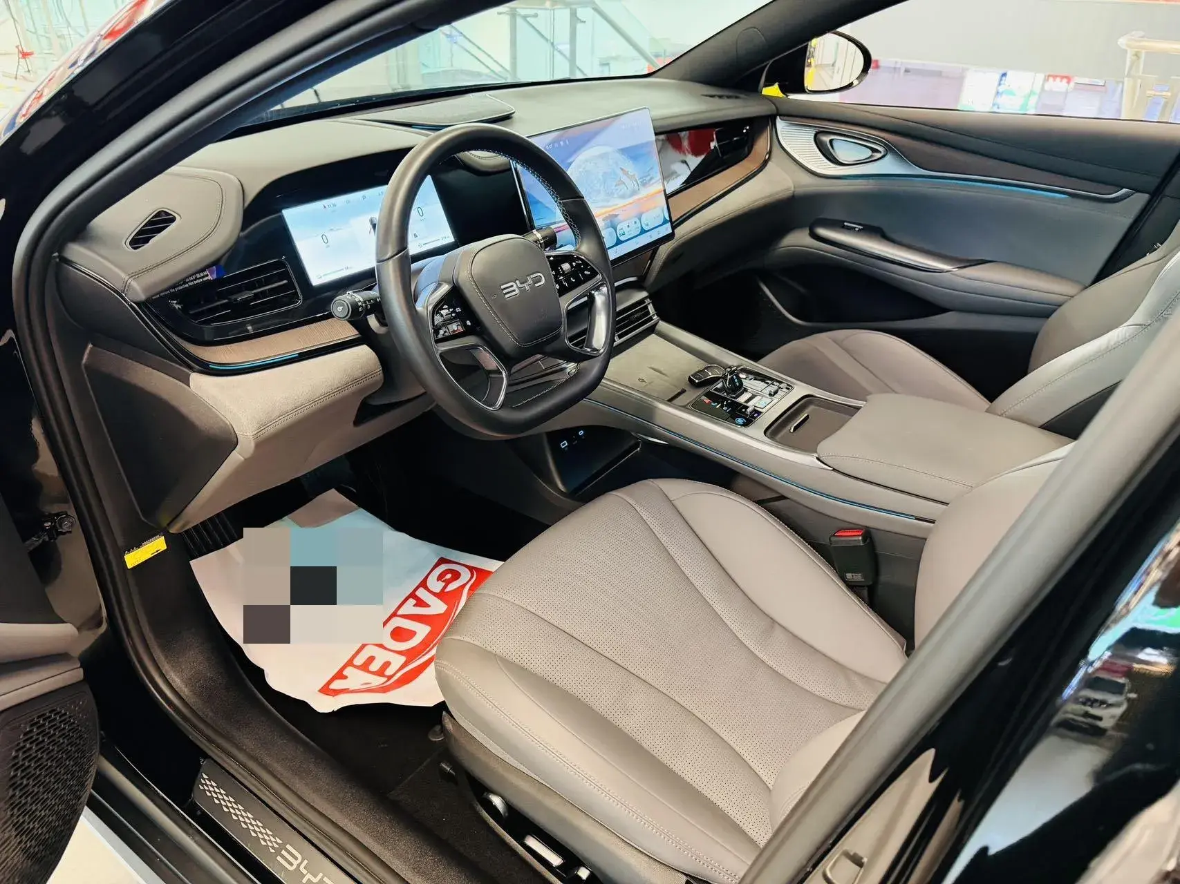 2024 BYD SEAL thumbnail 4