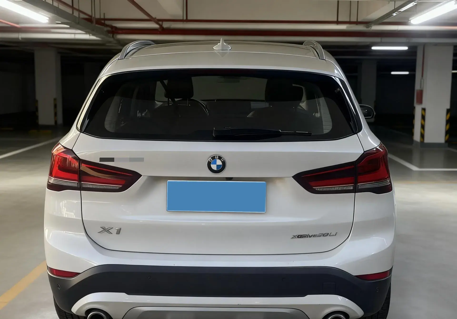 2020 BMW X1 thumbnail 4