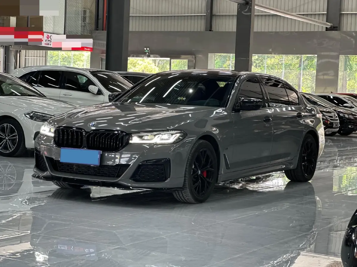 2023 BMW 5 Series 2.0T 245HP L4 8AT